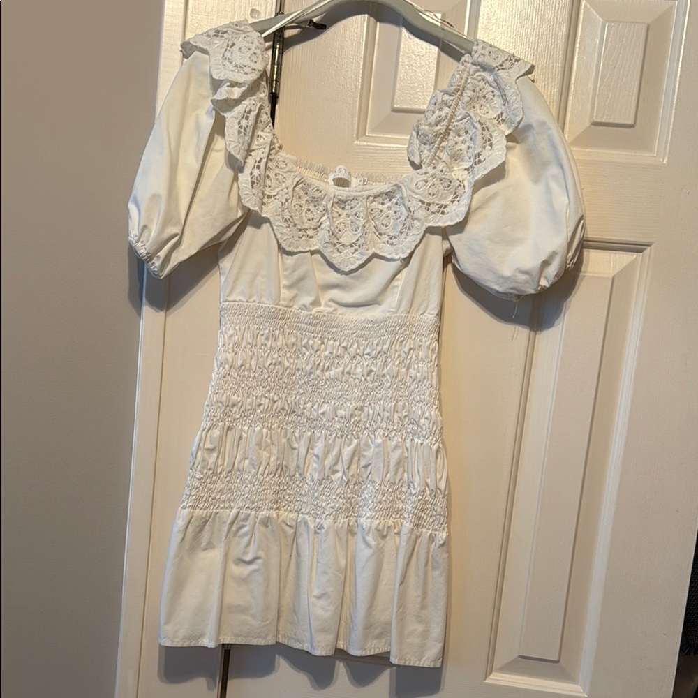ASTR The Label White Lace-Trim Puff Sleeve Dress